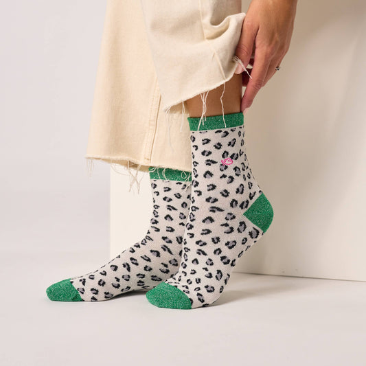 Calzini alla caviglia glitterati leopardati in cotone pettinato bianco e verde