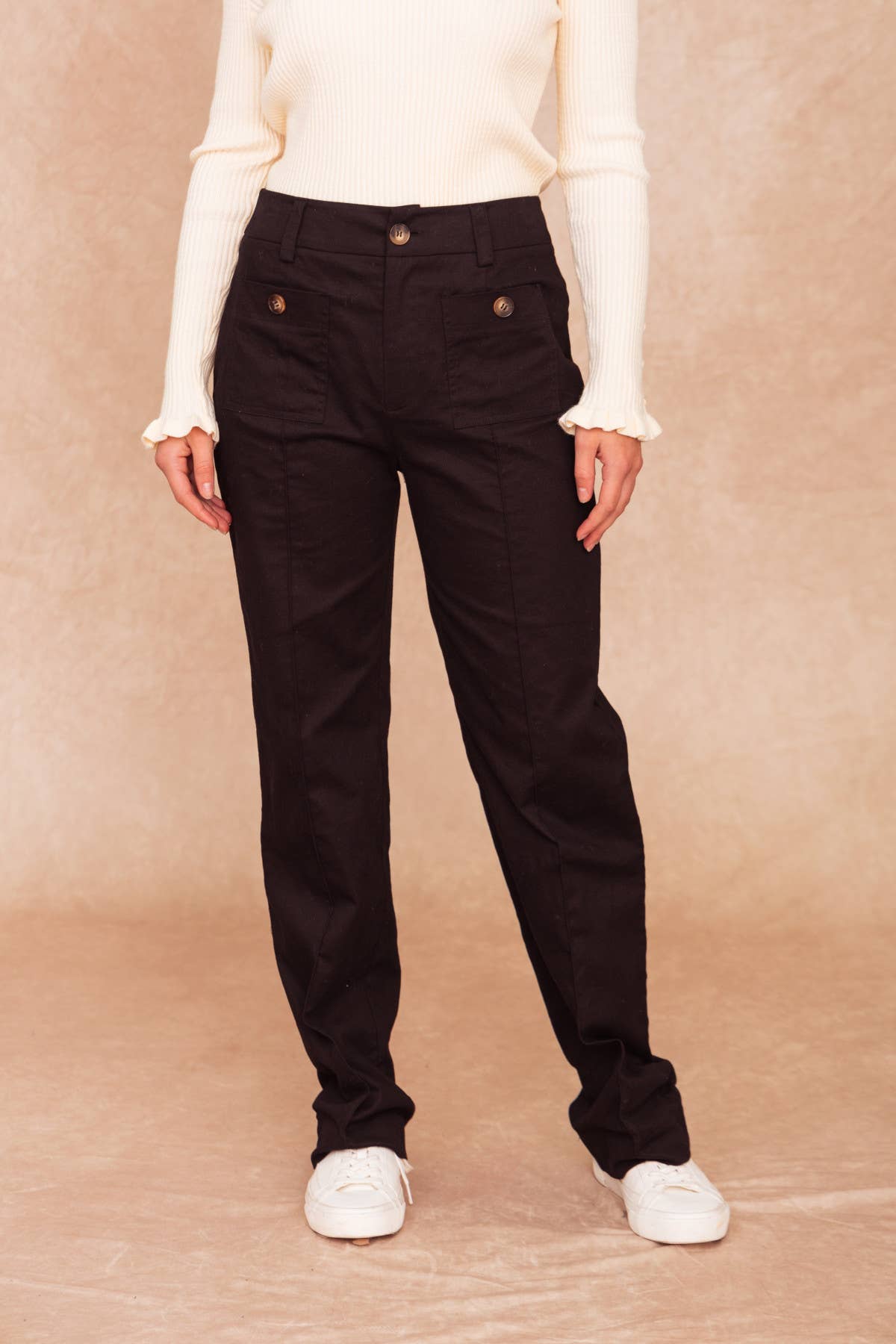 Pantaloni in cotone a vita alta con tasche applicate