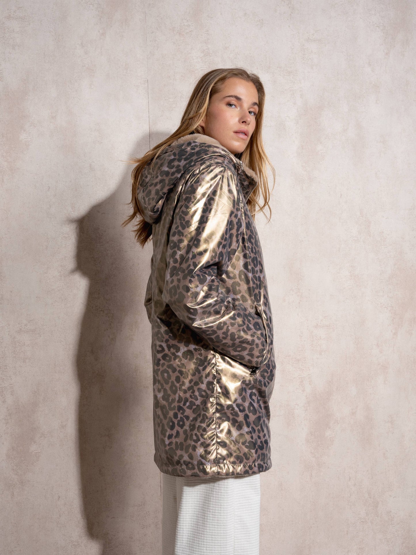 Parka impermeabile reversibile con cappuccio animalier
