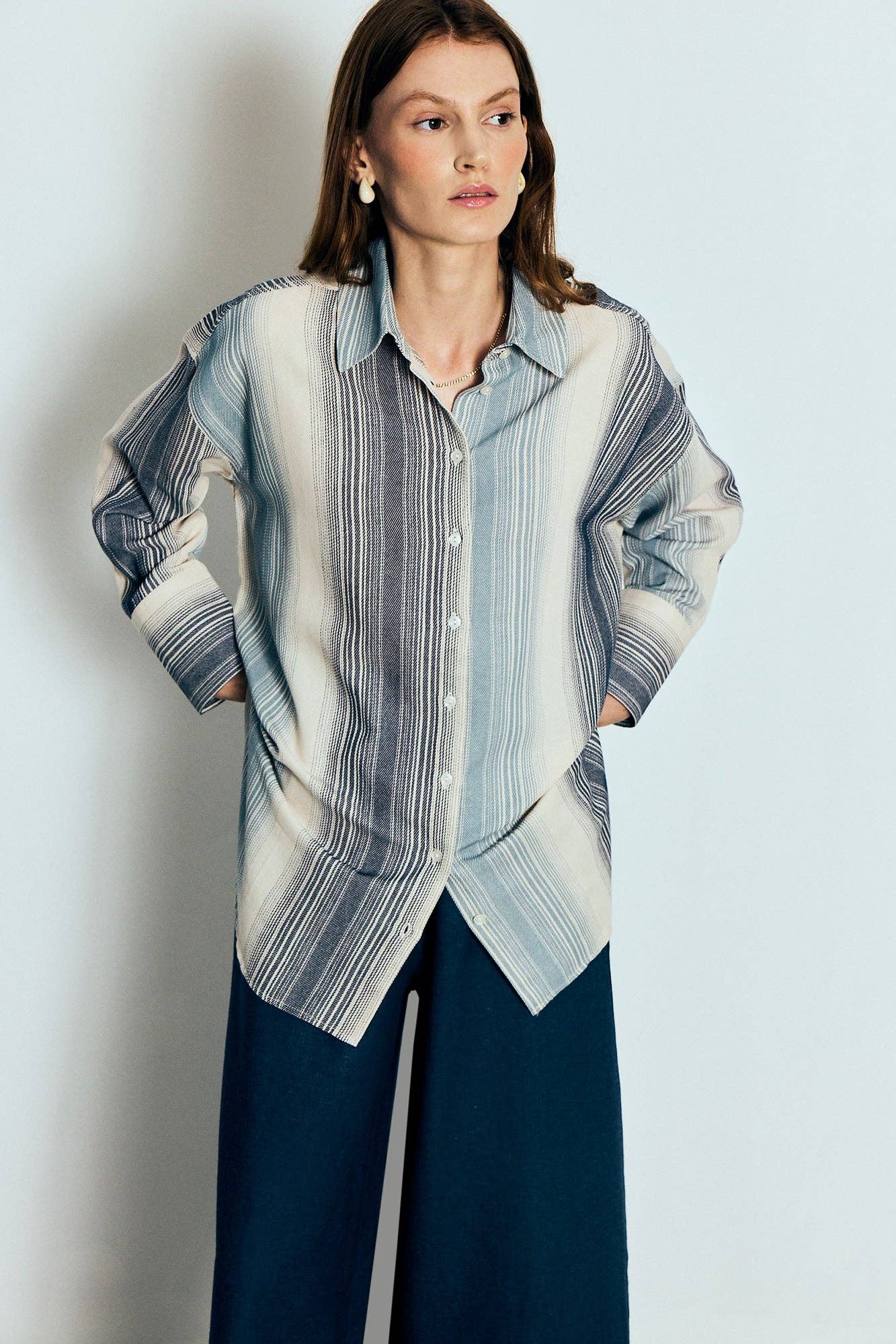 Camicia oversize a righe in cotone