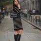 Abito in maglia a righe con collo alto