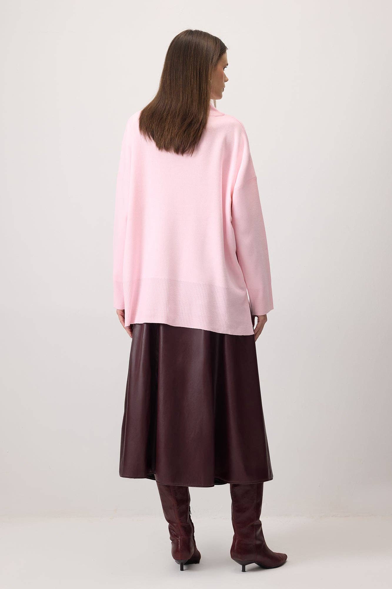 Maglione basic a collo alto in maglia rosa