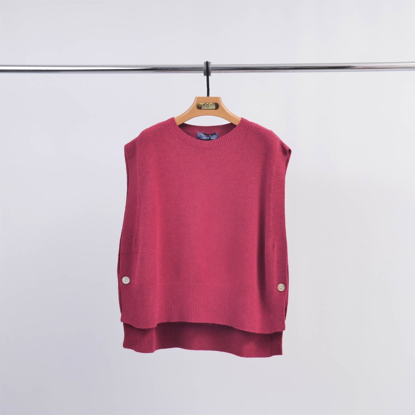 Poncho senza maniche in maglia strutturata con girocollo