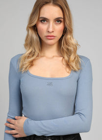 Top a maniche lunghe con scollo quadrato celeste