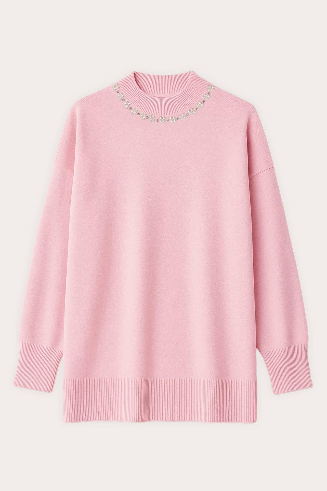 Maglione rosa con collo decorato in perle