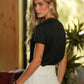 T-shirt con scollo a V effetto lino