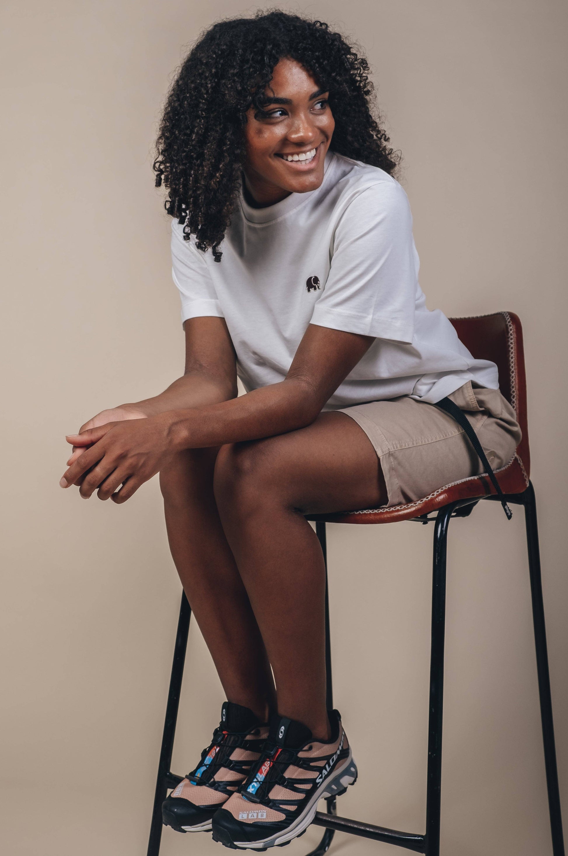 T-shirt donna essenziale in cotone organico