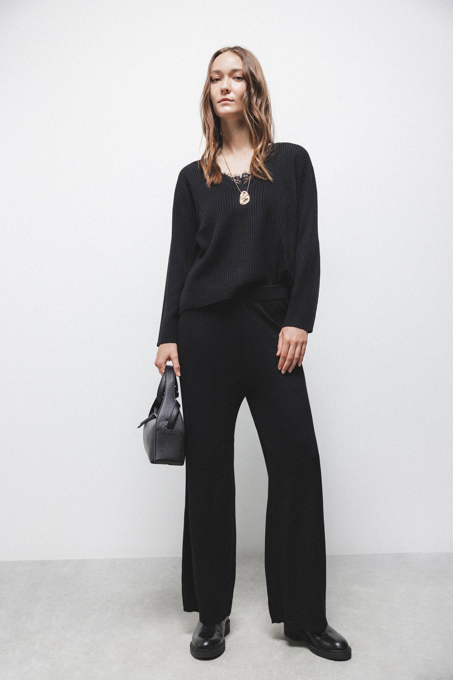 Pantaloni in maglia a coste a gamba dritta