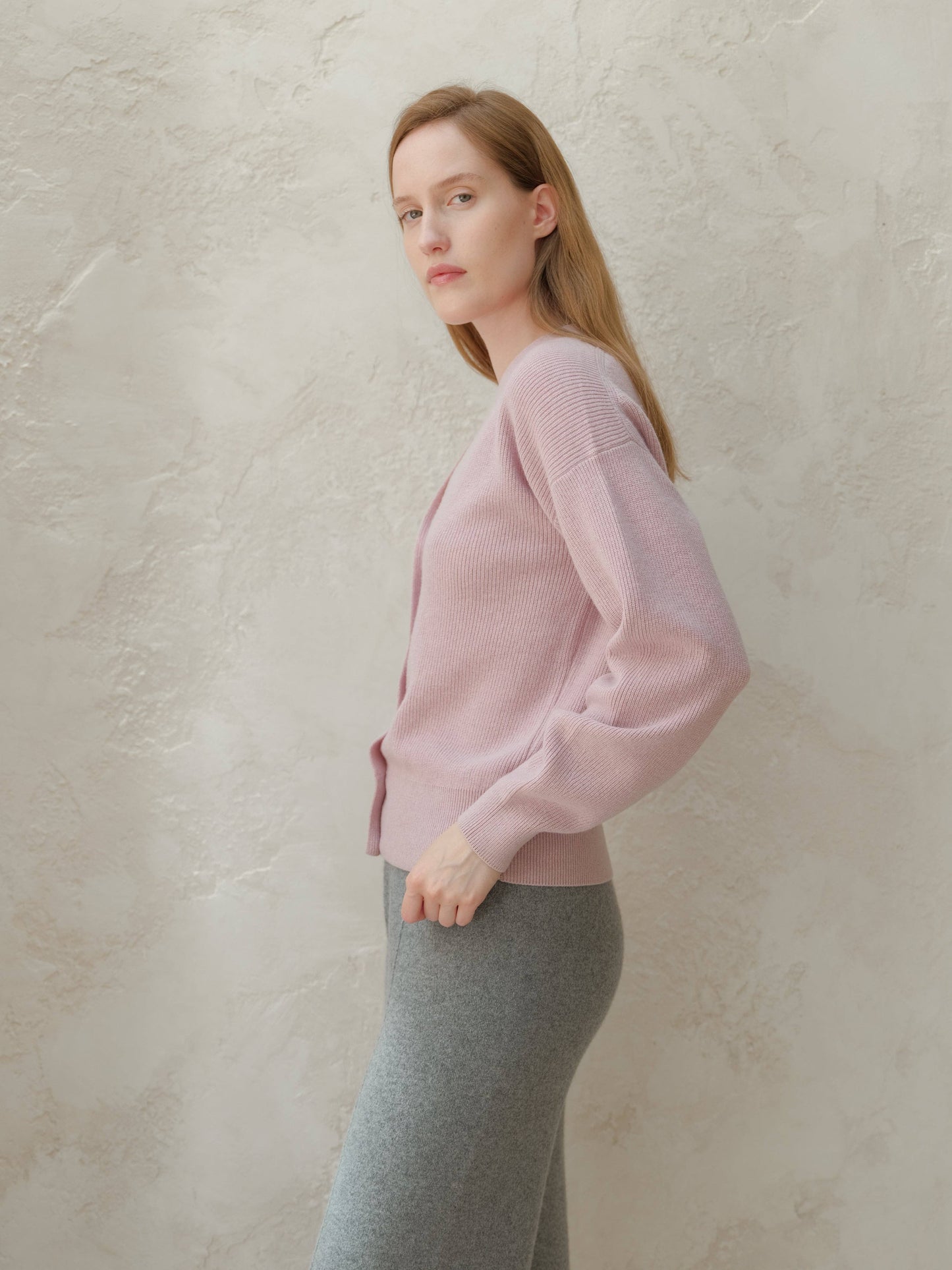 Cardigan a coste in misto cashmere minimal