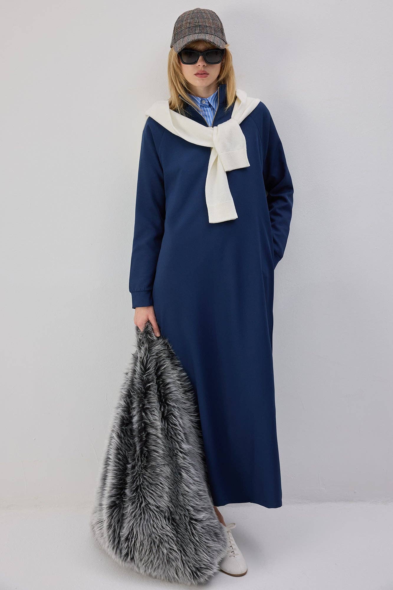 Abito Dritto Lungo con Zip