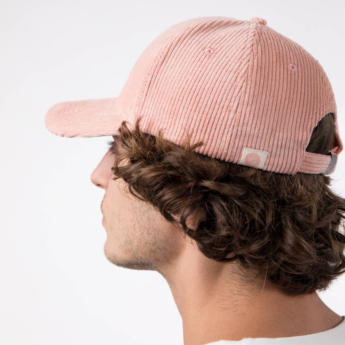 Cappellino rosa in velluto a coste