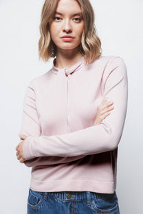 Maglione in maglia rasata con fiocco e scollo a V