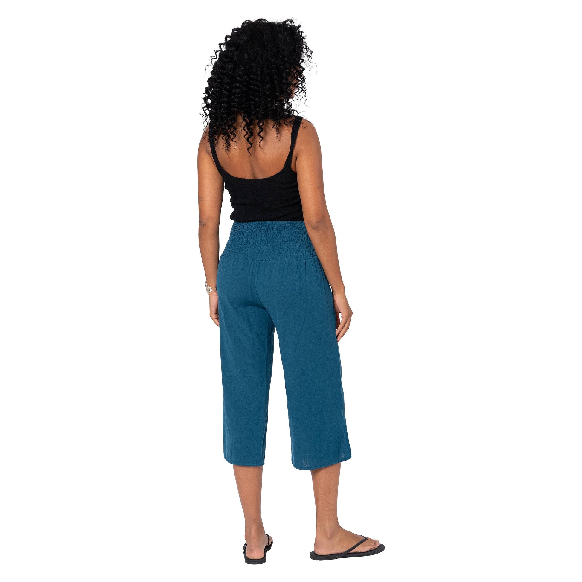 Pantaloni capri estivi in cotone e lino color petrolio
