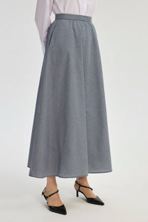 Gonna longuette a quadretti a linea in navy
