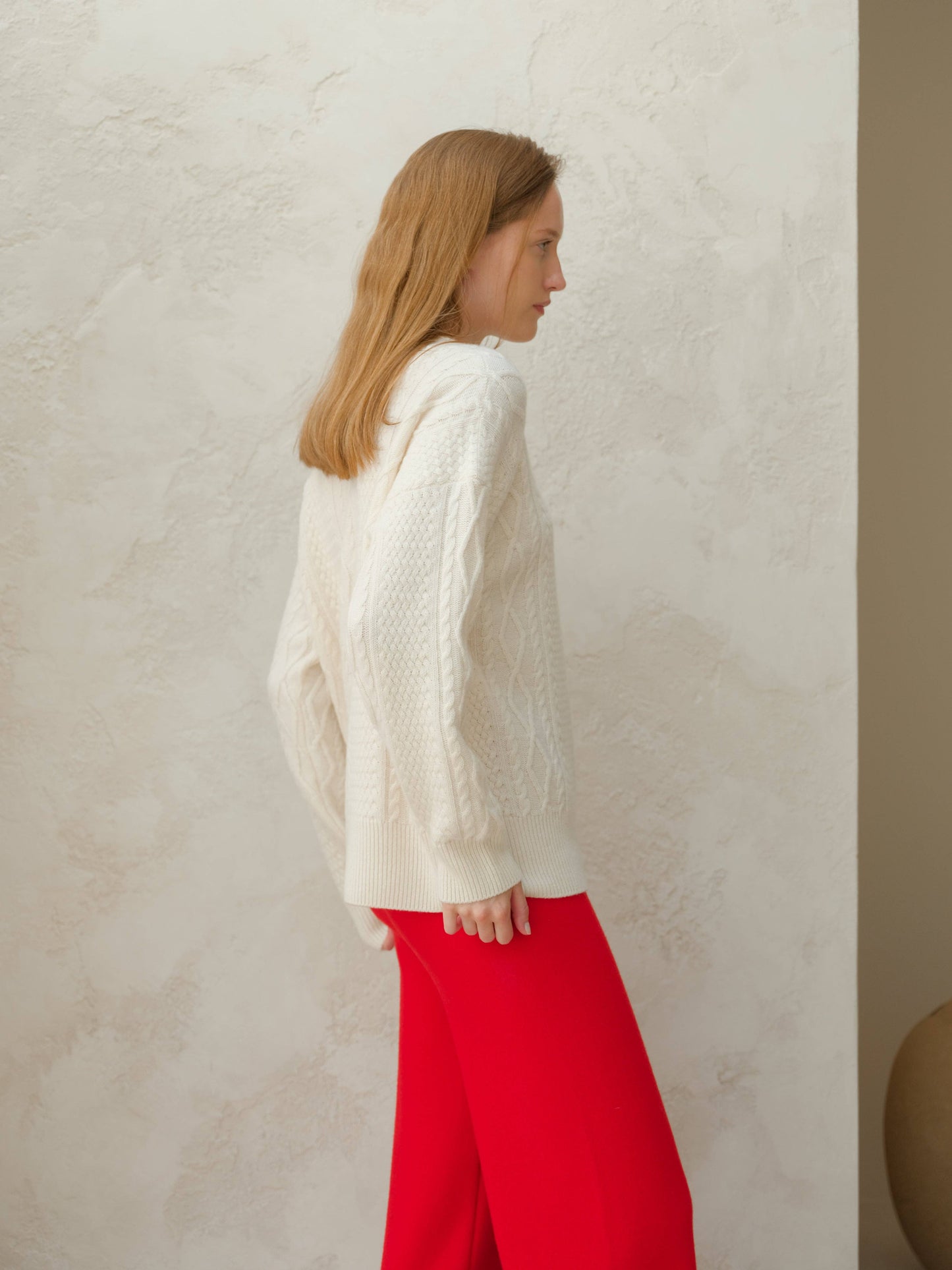 Maglione girocollo a coste da pescatore in misto cashmere