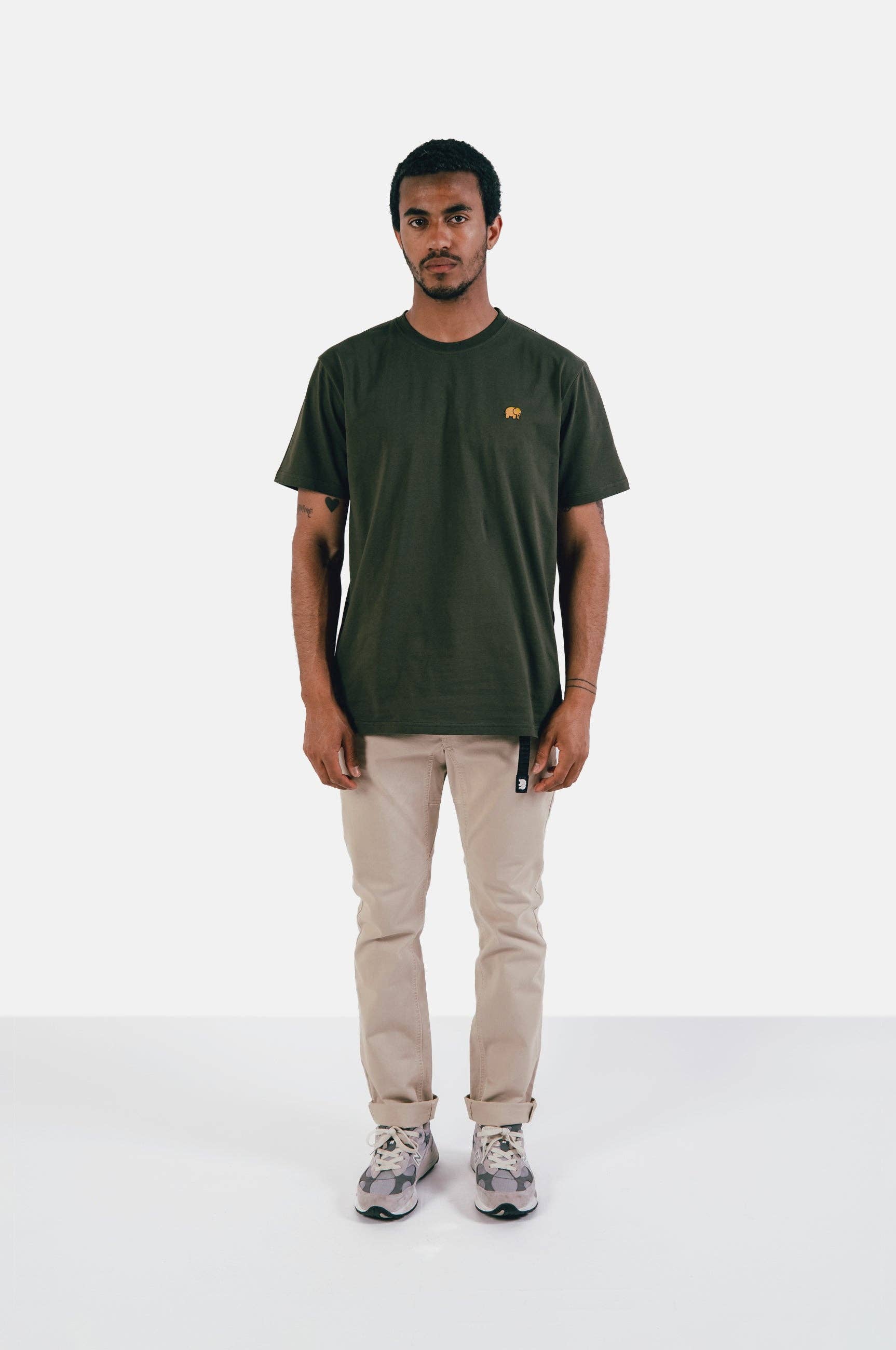 T-shirt essenziale in cotone biologico verde Kombu