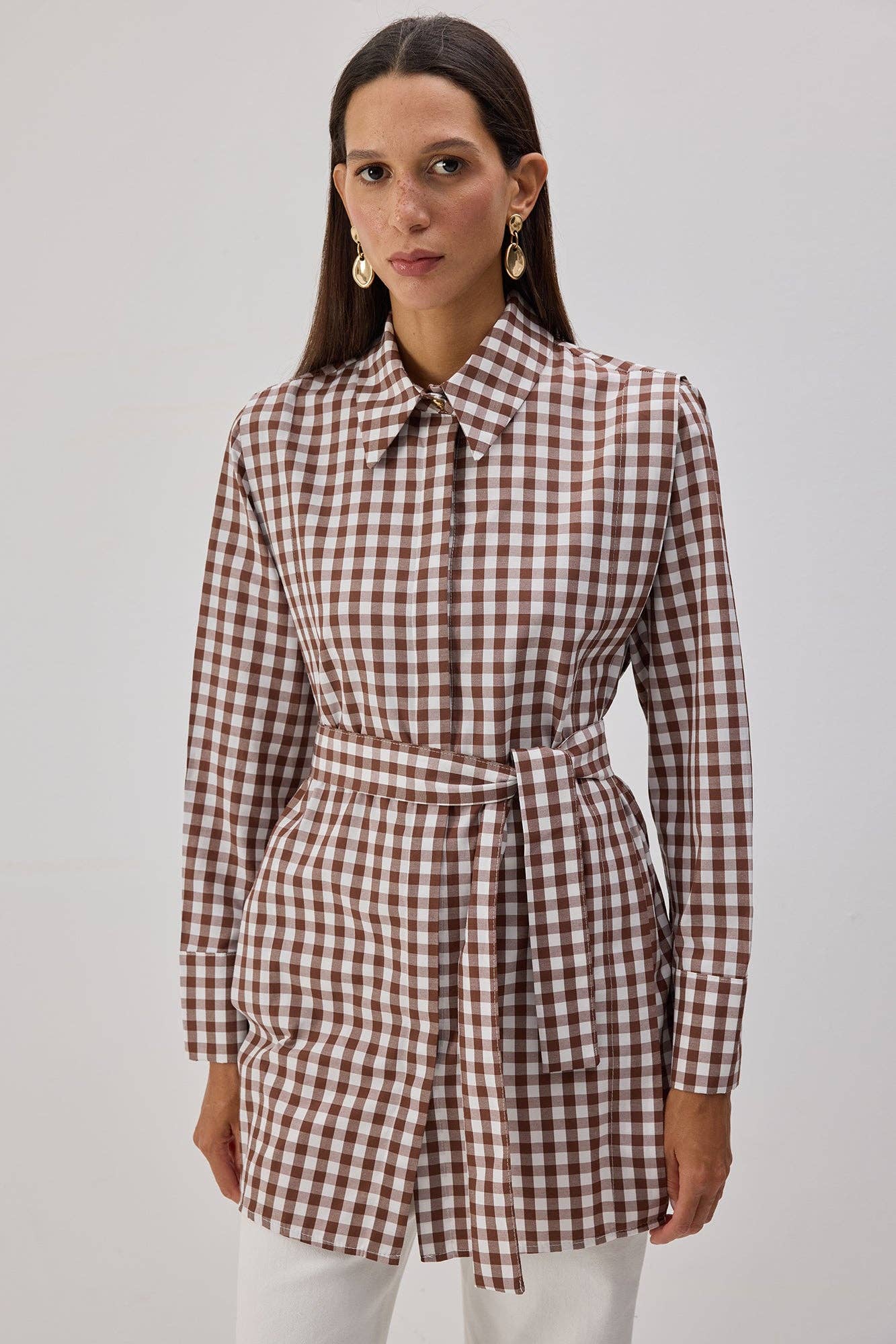 Camicia lunga a quadretti con cintura
