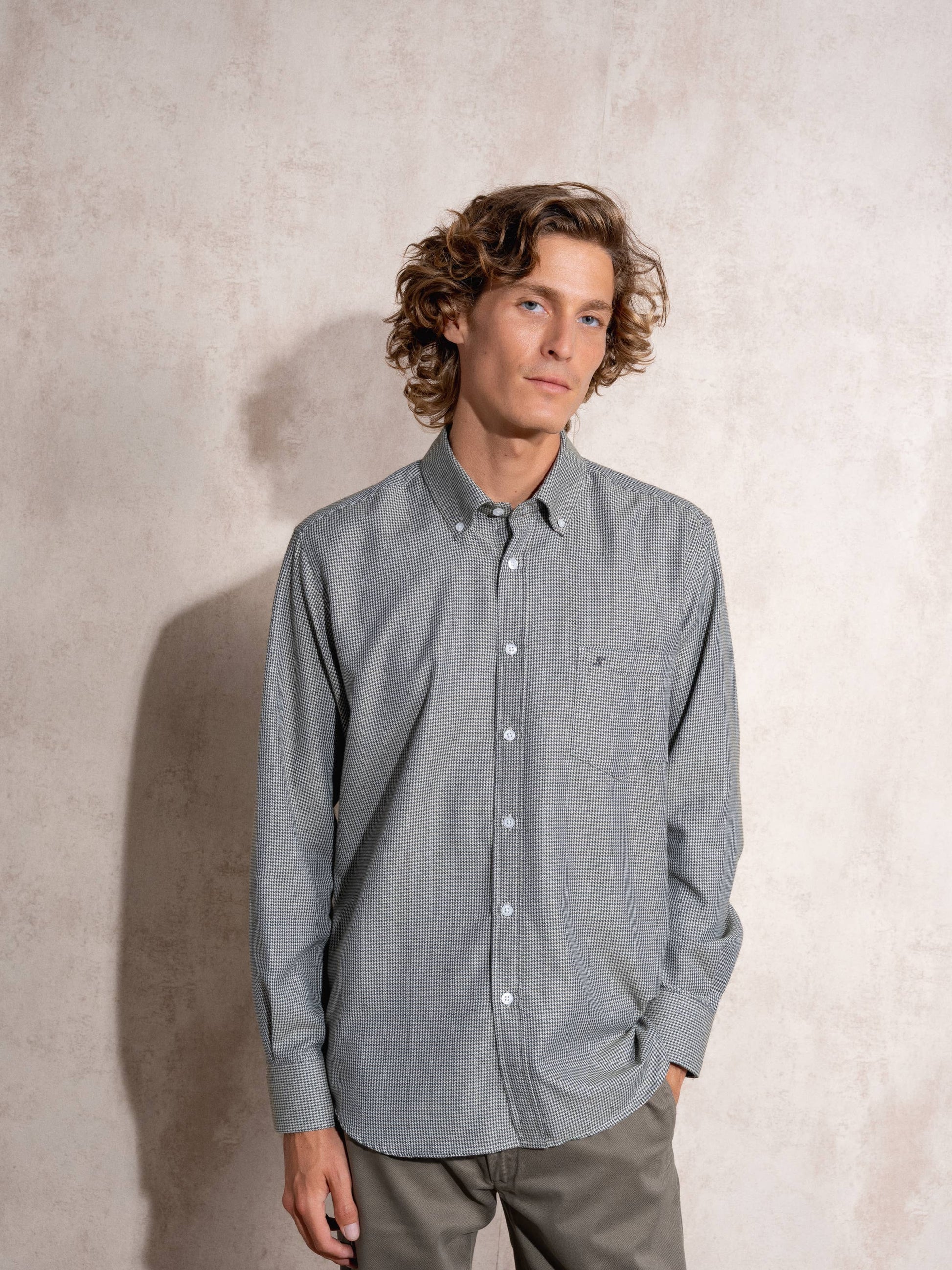 Camicia da uomo in cotone misto a microquadri