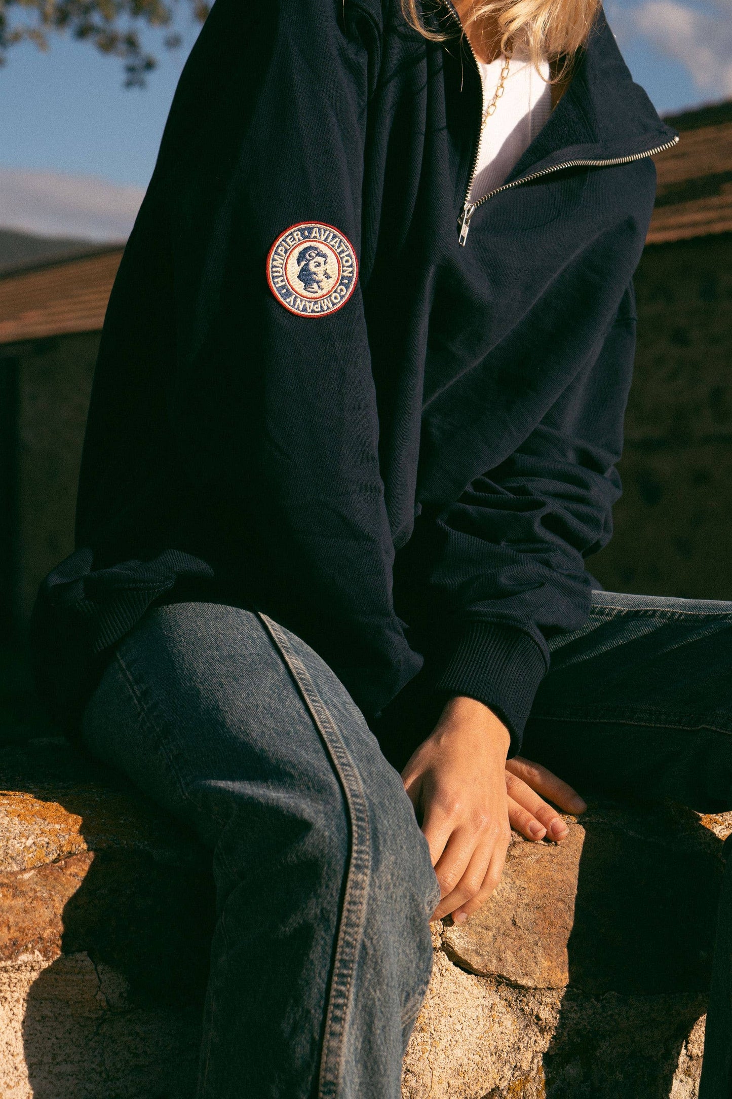 Felpa aviation blu in jersey di cotone biologico