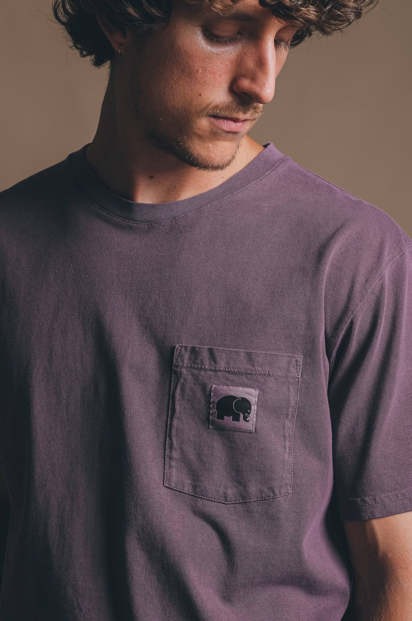 T-shirt Garza viola tramonto tinta a pigmento