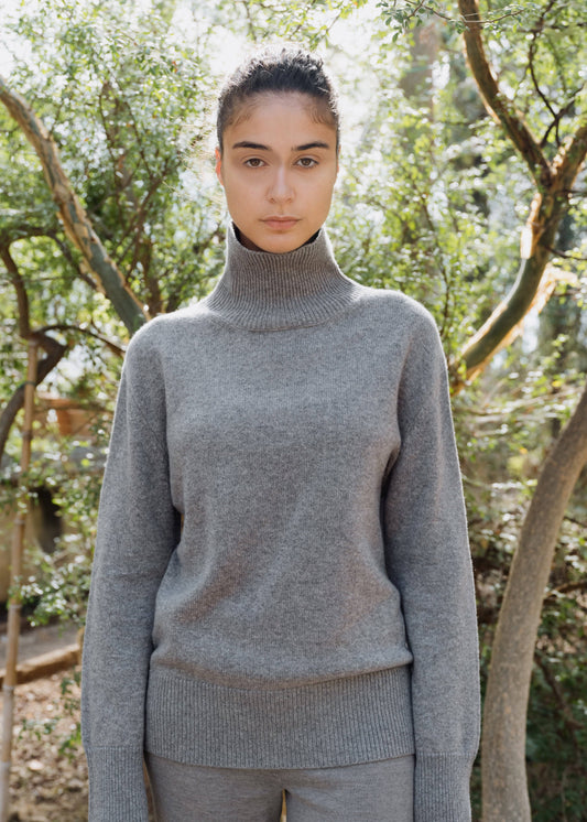 Maxi maglione a collo alto in puro cashmere