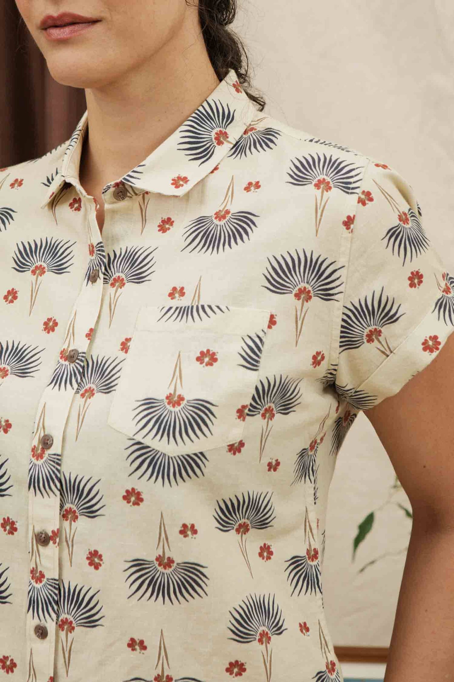 Camicia Bea a maniche corte con stampa Aloha Floral