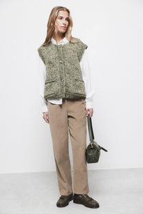 Gilet in maglia con bottoni a contrasto