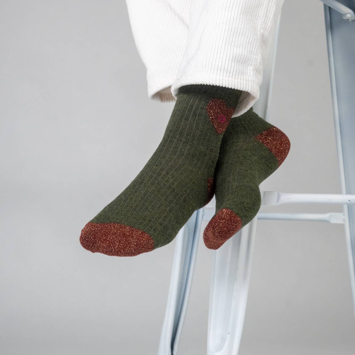 Calzini in cotone pettinato con cuore glitter verde scuro