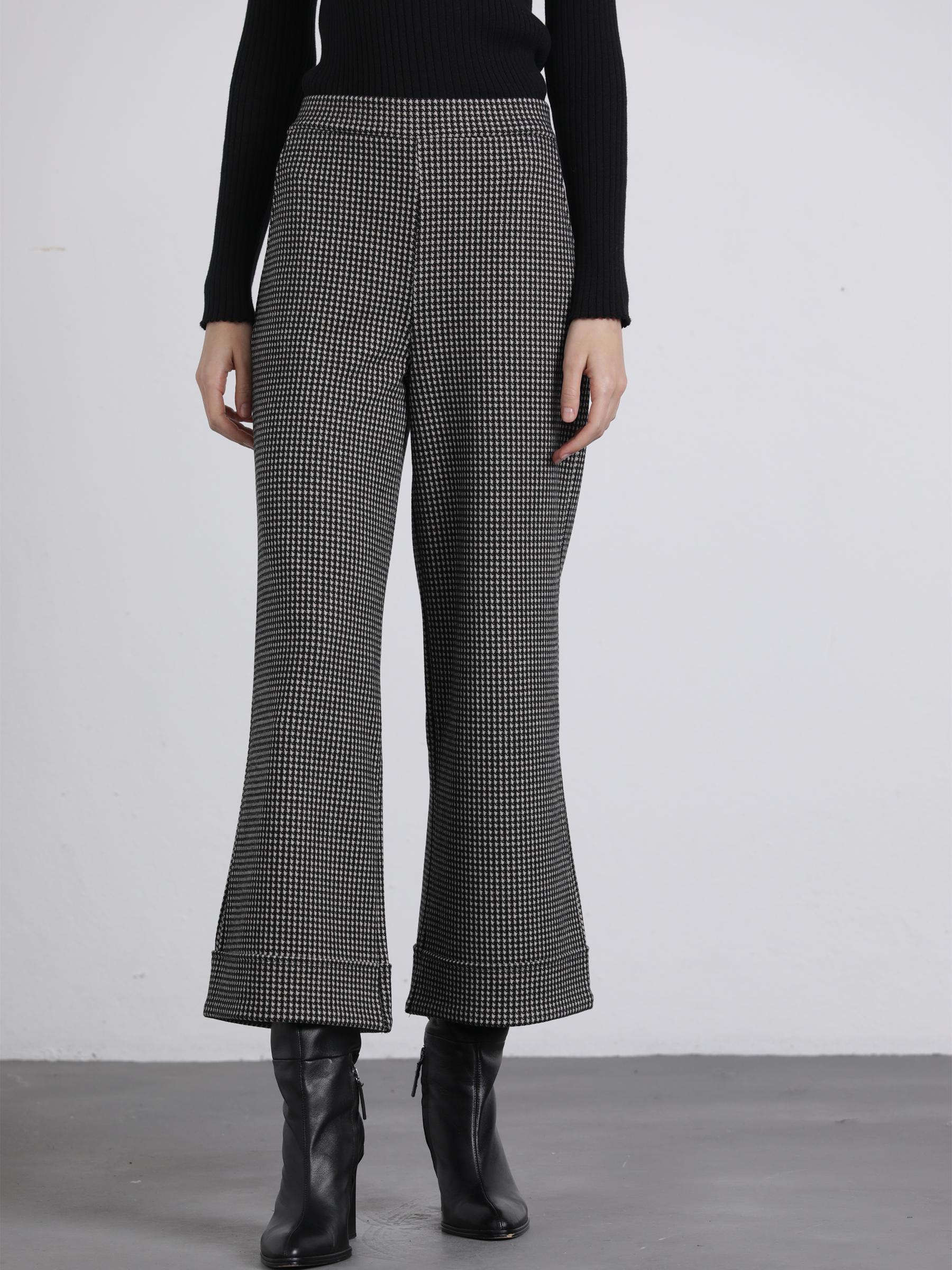 Pantaloni in maglia pied-de-poule a gamba ampia