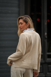 Maglione in lana con scollo a V