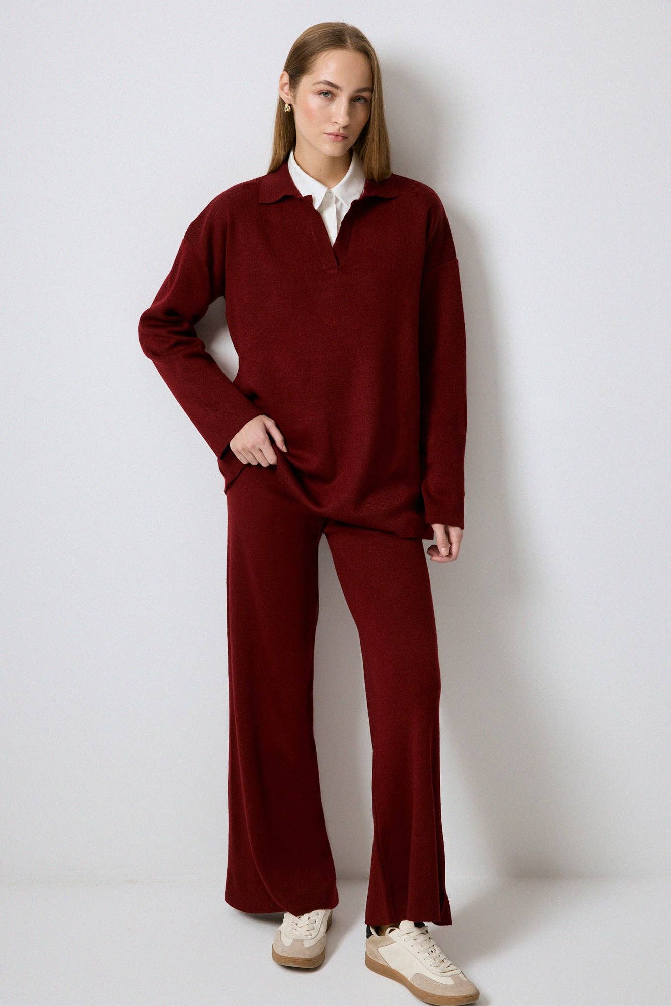 Set tunica e pantaloni in maglia con colletto a coste
