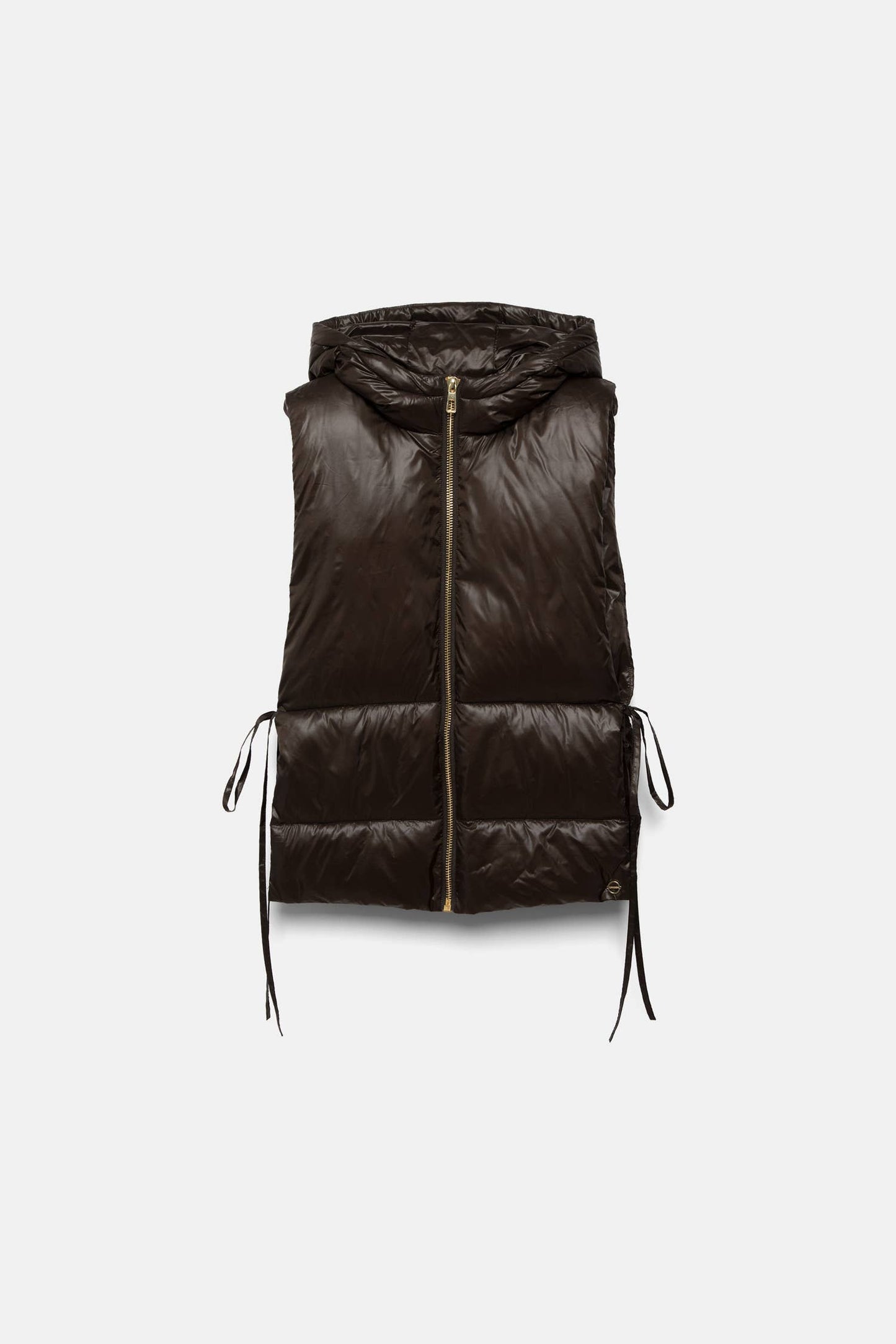 Gilet imbottito con cappuccio e lacci laterali