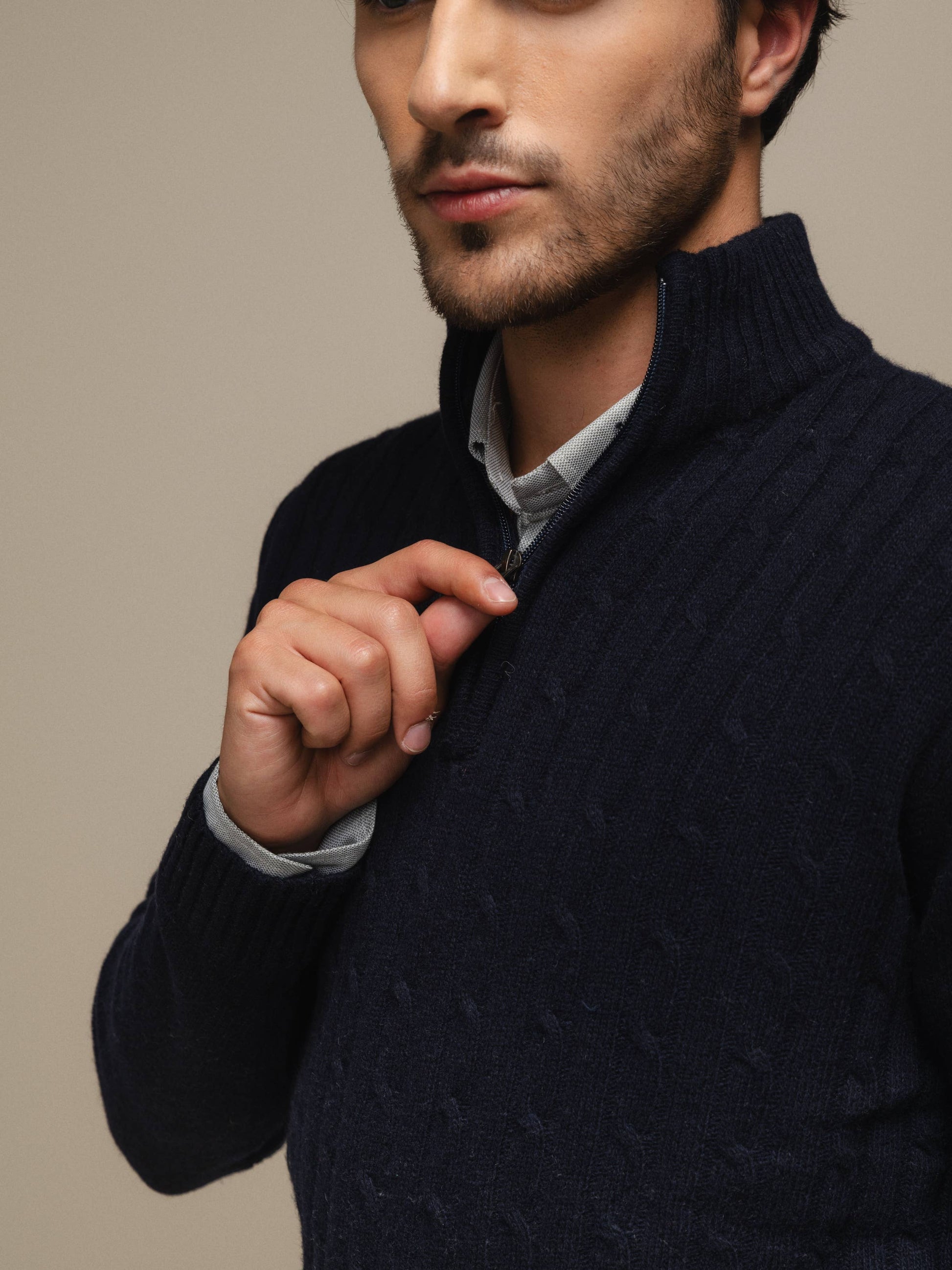 Maglione polo in maglia con zip da uomo
