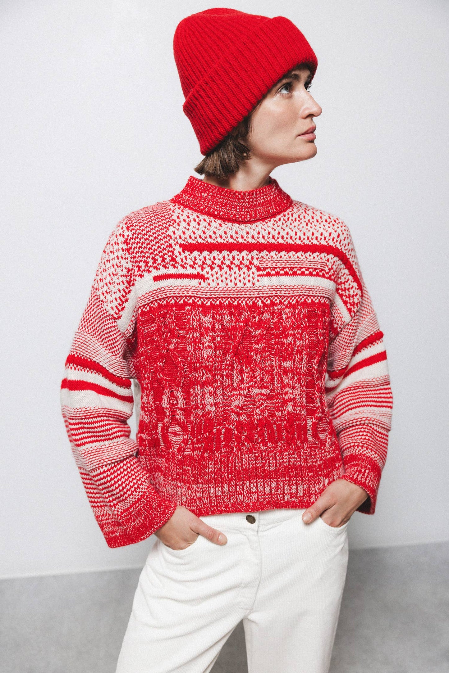Maglione oversize in maglia strutturata rosso e bianco