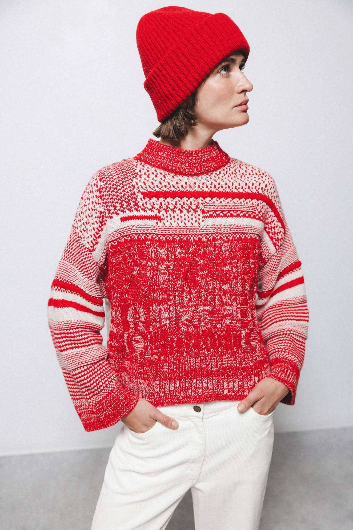 Maglione oversize in maglia strutturata rosso e bianco
