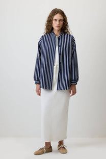 Giacca in gabardine a righe blu navy