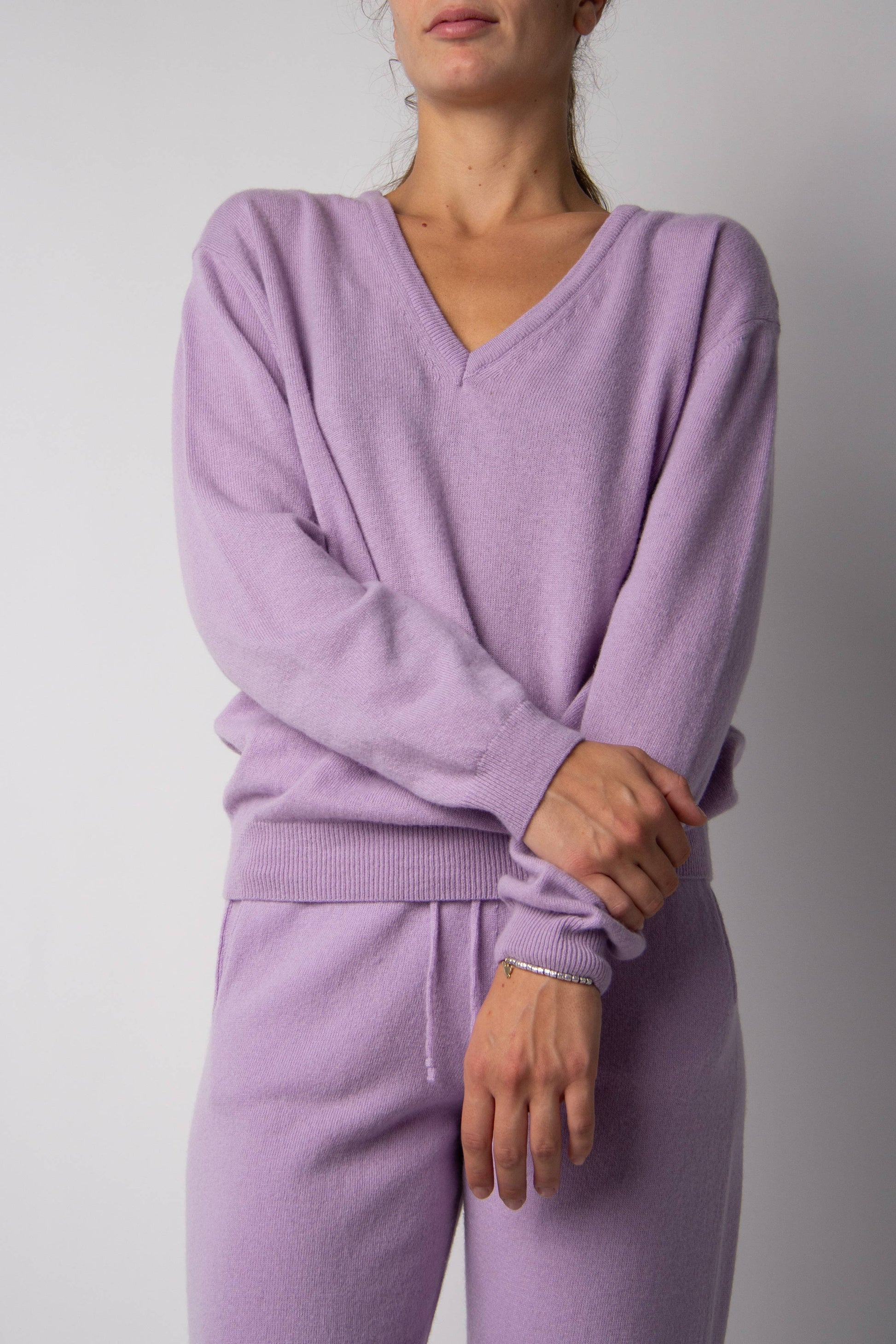 Maglione scollo a V in misto cashmere