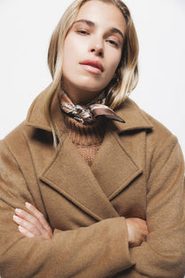 Cappotto doppiopetto con cintura