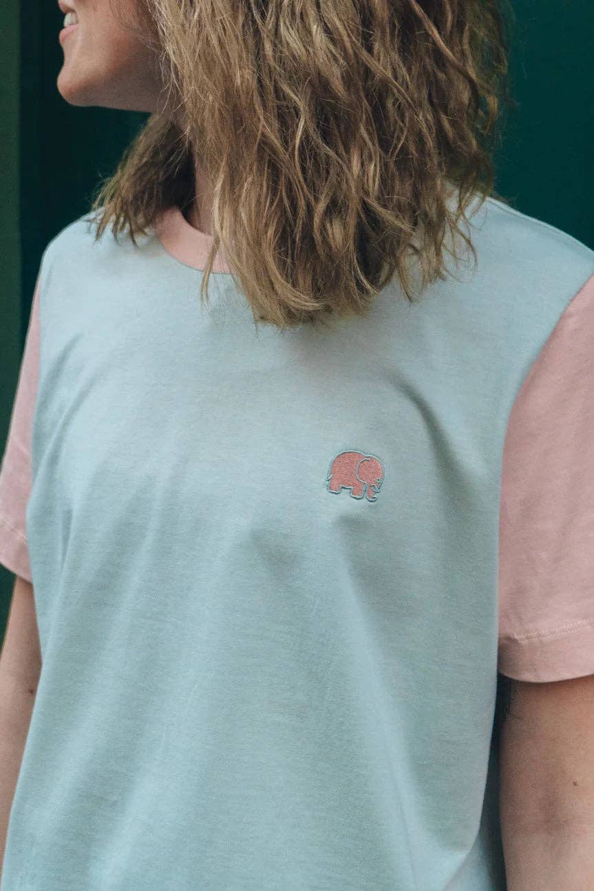 T-shirt donna color block verde menta con ricamo elefante