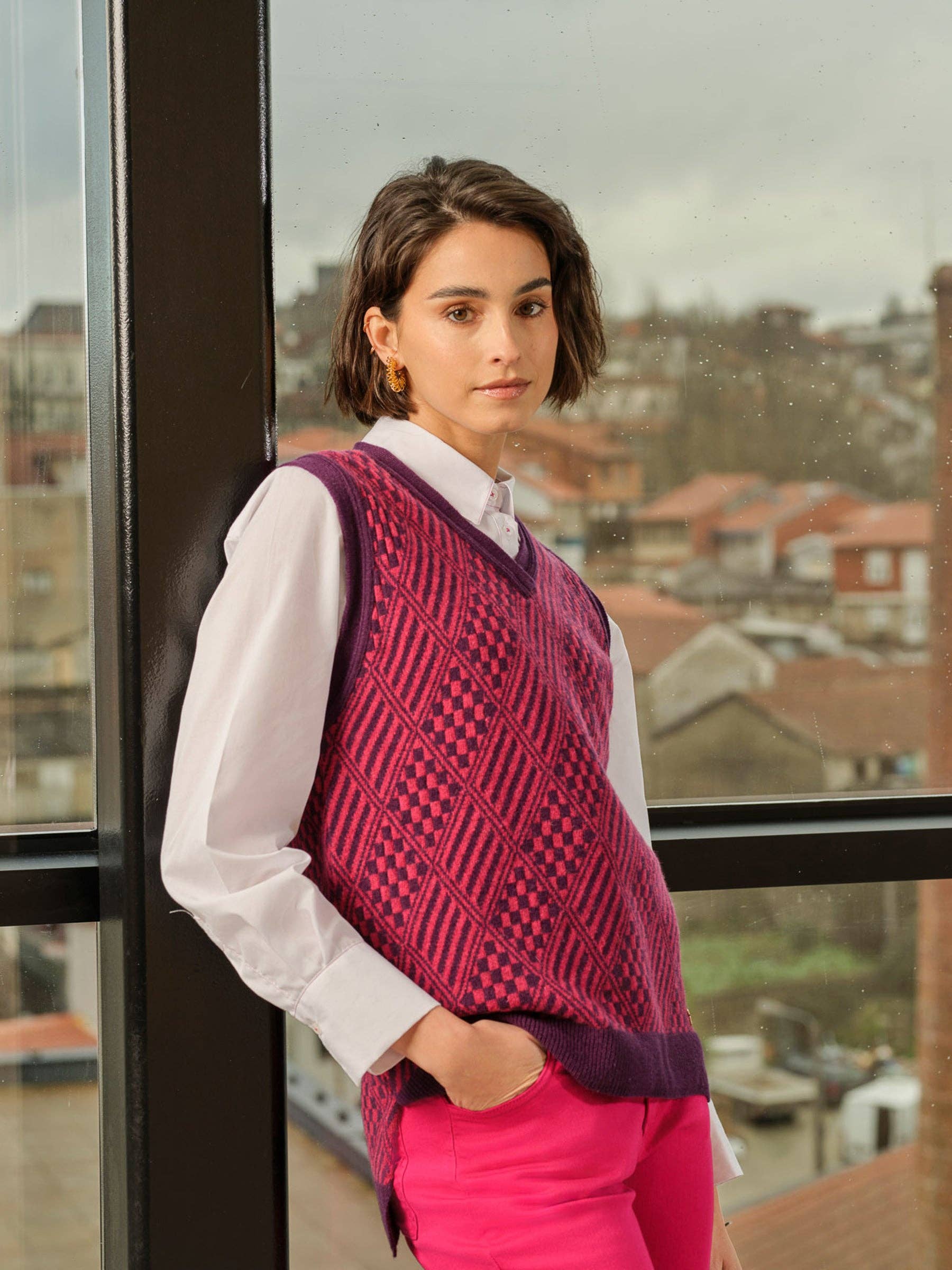 Gilet in lana jacquard con motivo geometrico