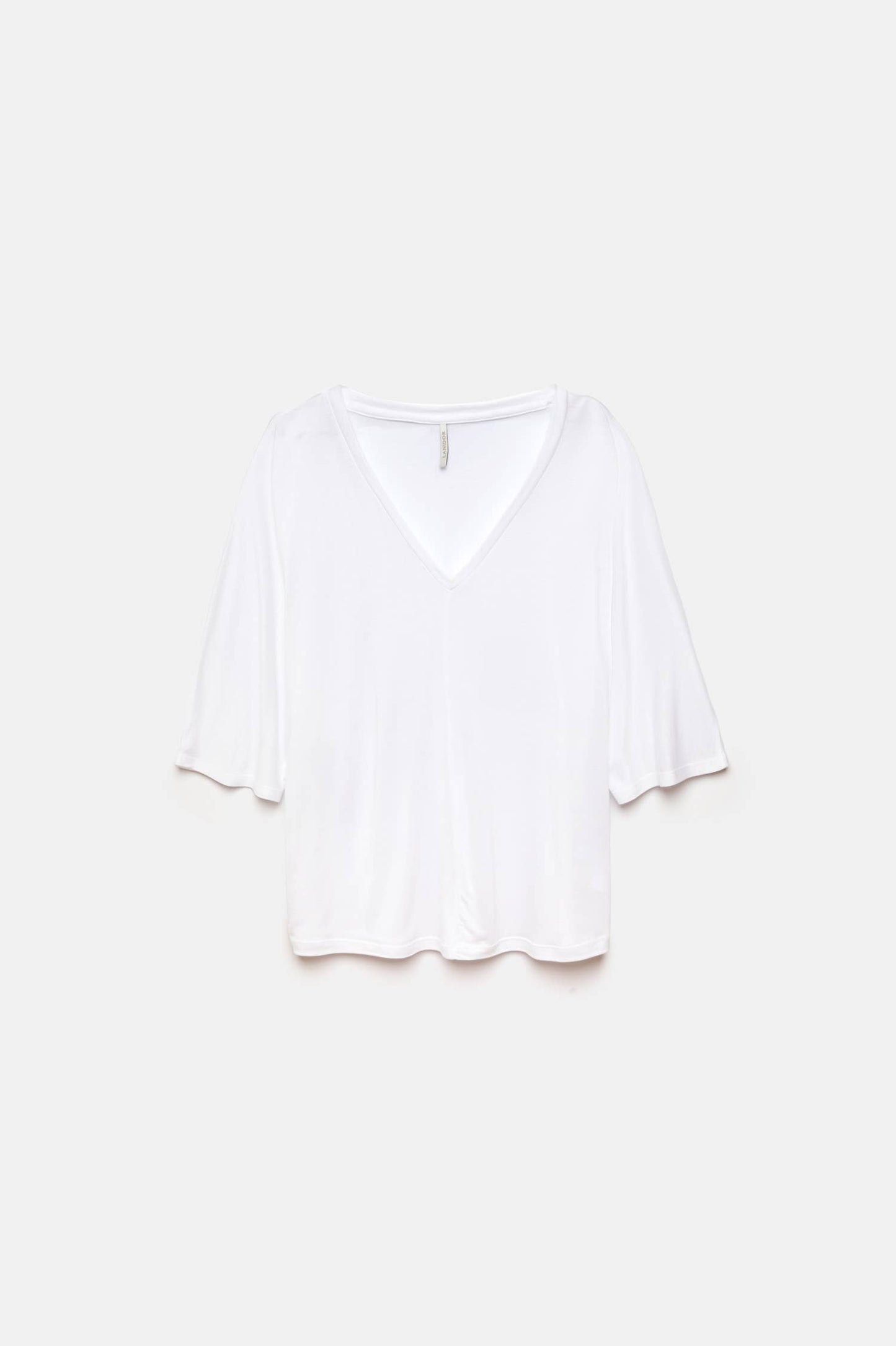 T-shirt oversize bianca in lyocell con scollo a V e maniche 3/4
