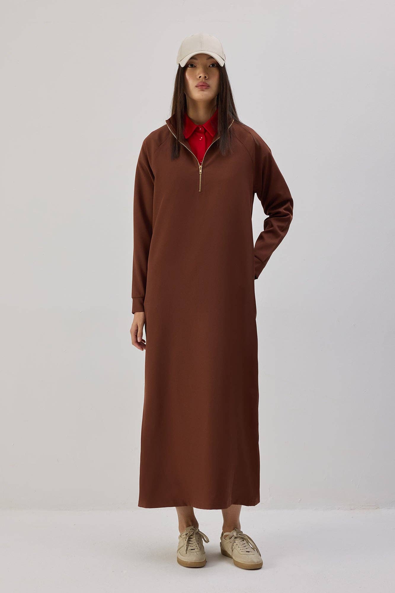 Abito dritto lungo con zip