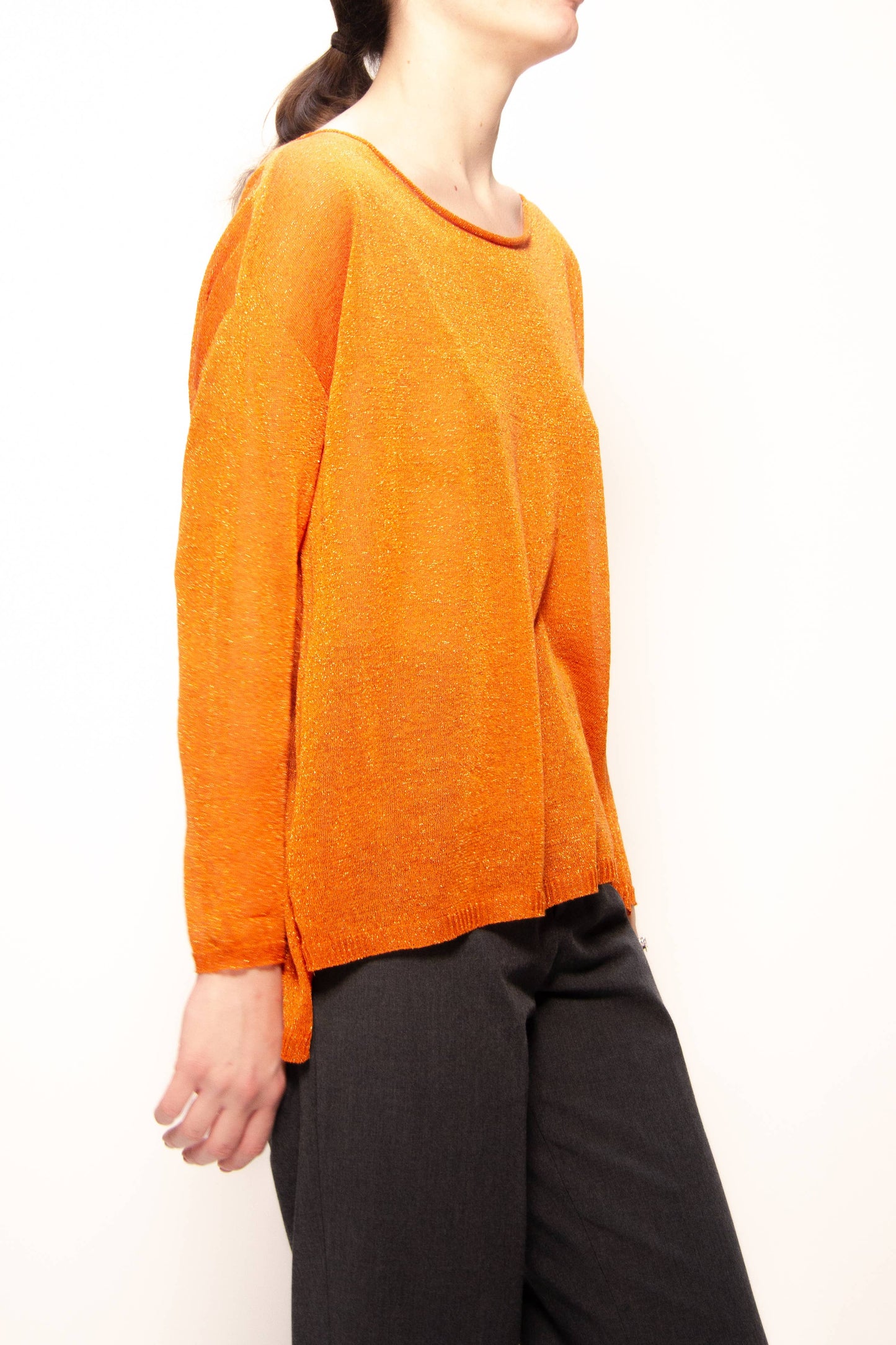 Pullover glitter con scollo a barca