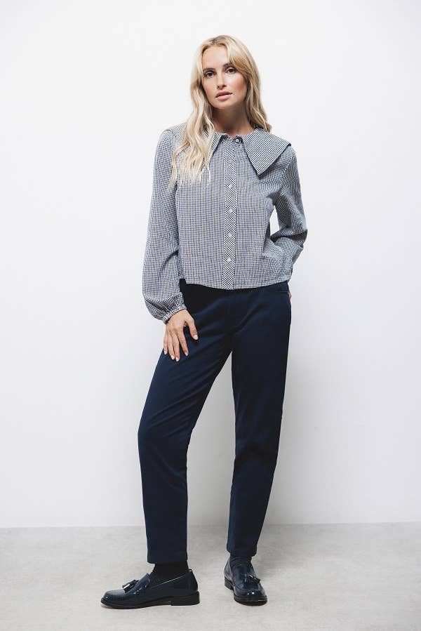 Pantaloni dritti essenziali in cotone stretch