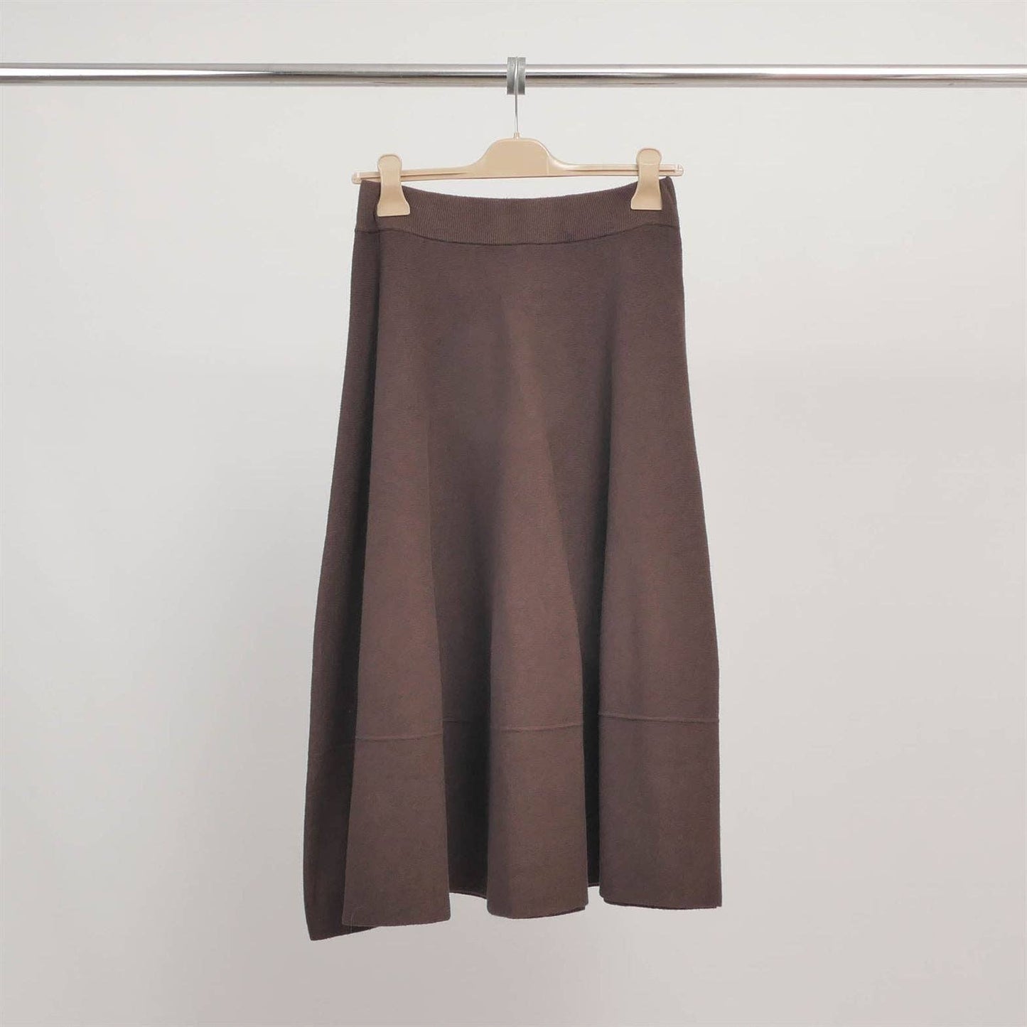 Gonna midi in maglia fluida svasata