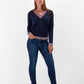 Maglione con scollo a V e bordi jacquard