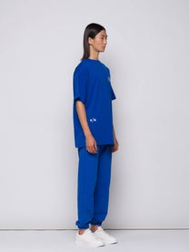 T-shirt oversize azzurra con logo