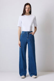 Jeans vintage a vita alta a gamba larga in denim