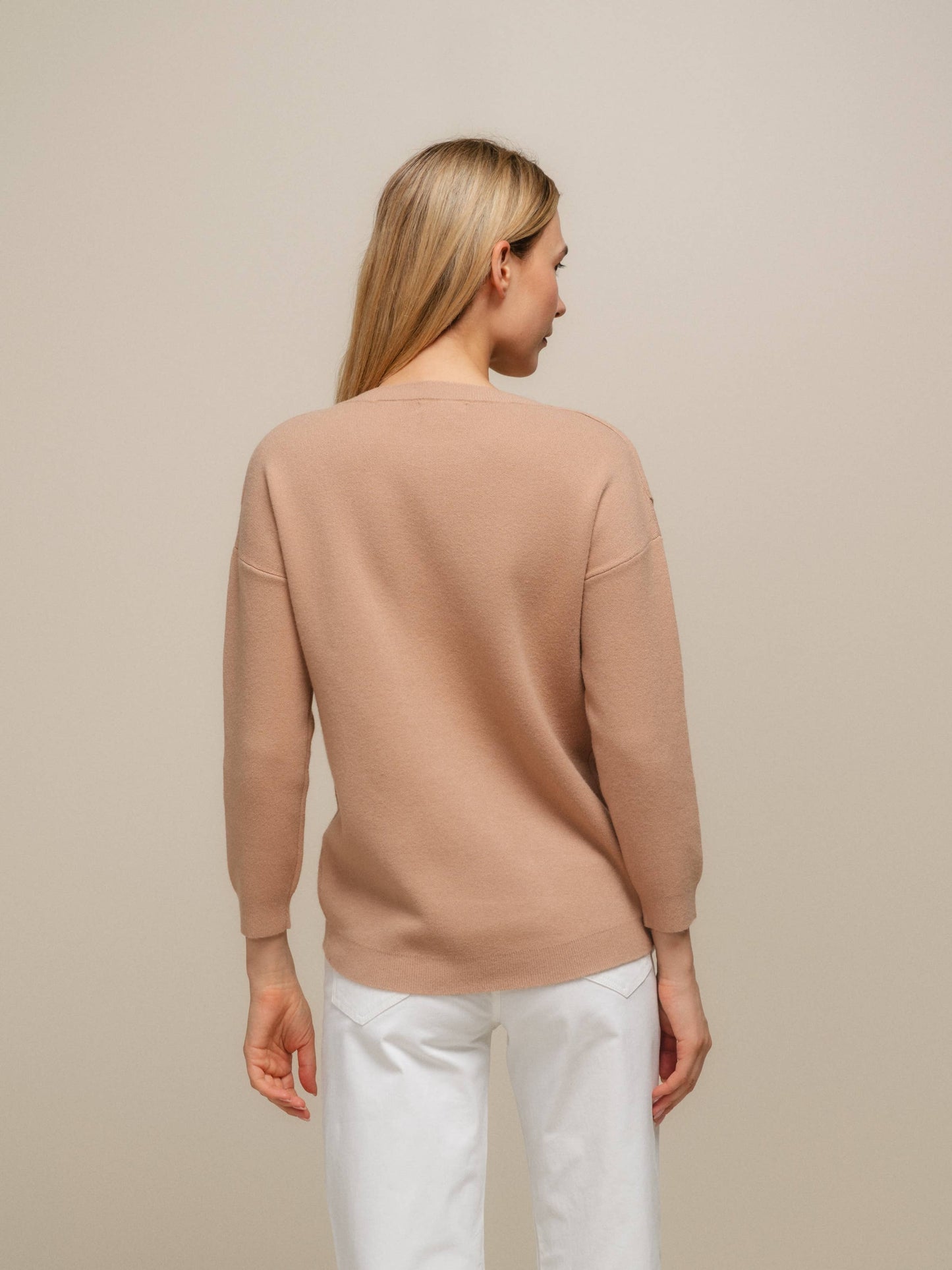 Maglione donna in maglia con tasche applicate