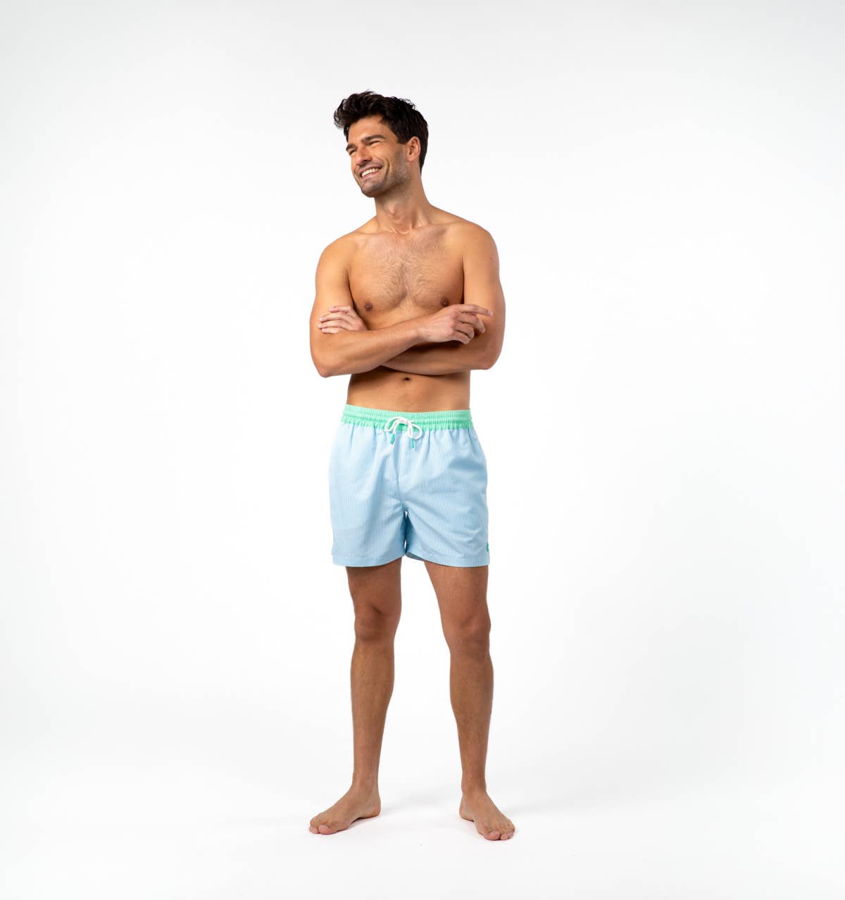 Costume da bagno a righe azzurre e bianche in poliestere riciclato